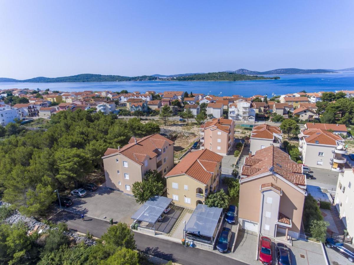 Apartments Dalibor Vodice Esterno foto