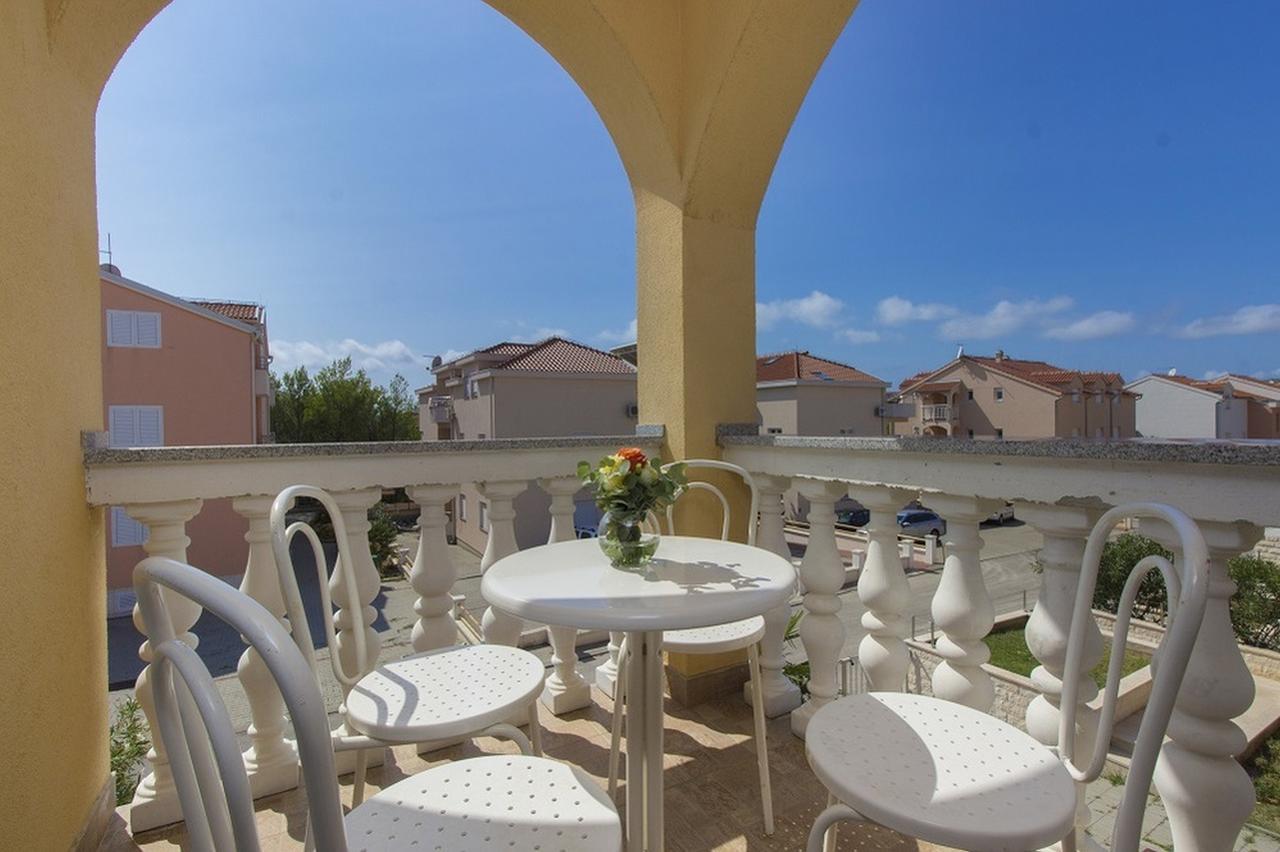 Apartments Dalibor Vodice Esterno foto