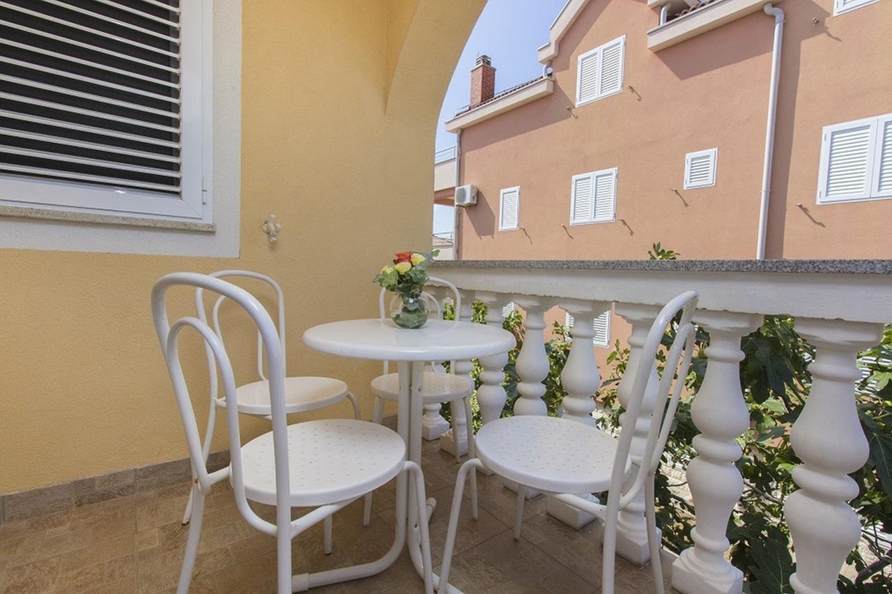 Apartments Dalibor Vodice Esterno foto
